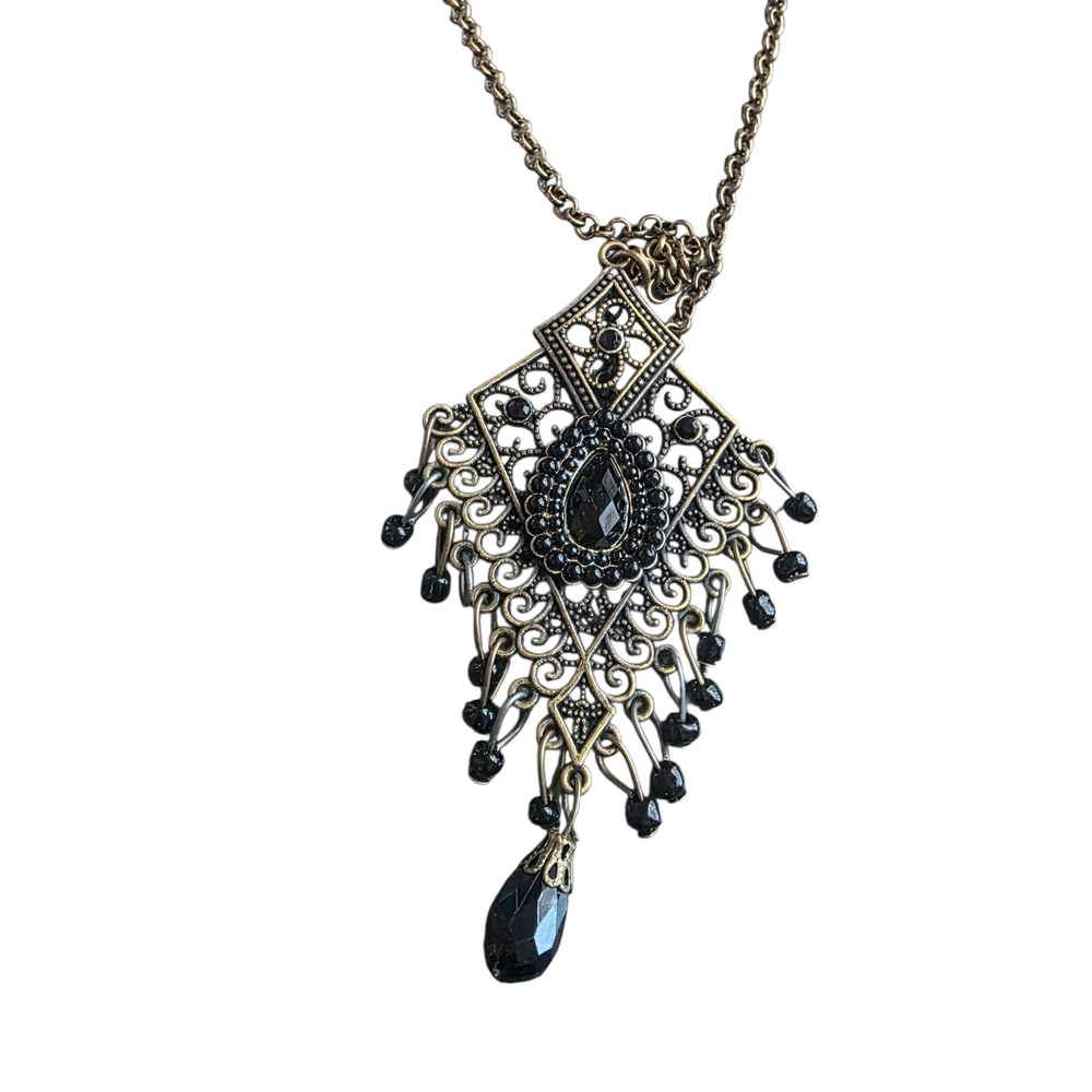 Black and Gold Pendant Necklace - Picture 4 of 5